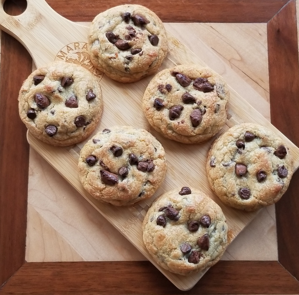 6pk Chocolate-Chip Chunky Cookies 